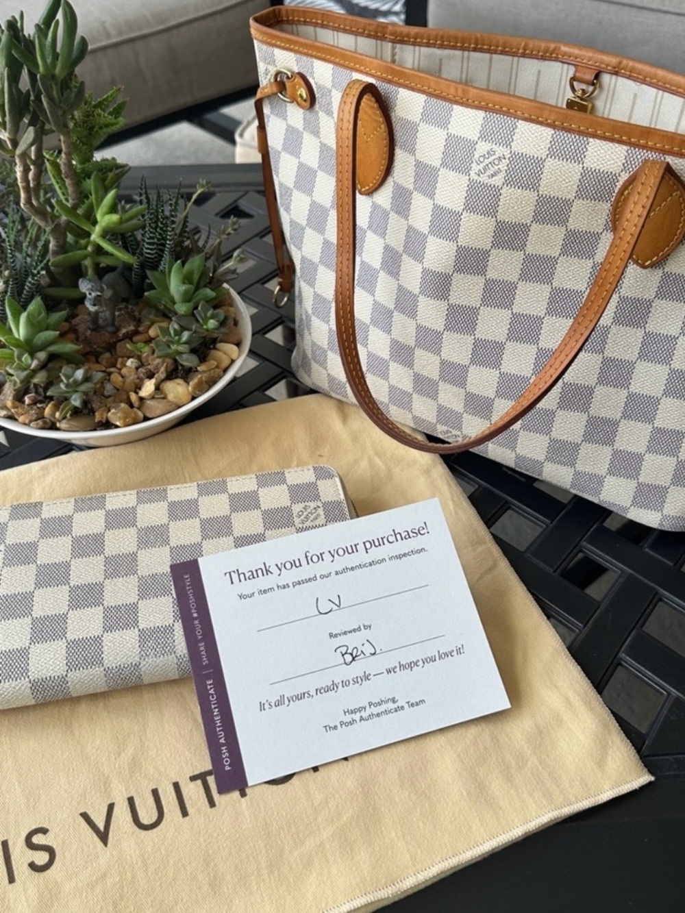 Louis Vuitton Neverfull MM, white - Picture 2 of 15
